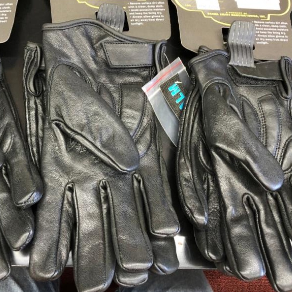 MOTORCYCLE LEATHER GLOVES